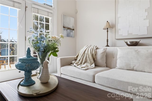 11177 Villa Trace Place, Charlotte, NC 28277