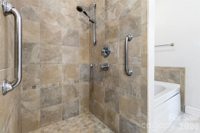 11177 Villa Trace Place, Charlotte, NC 28277