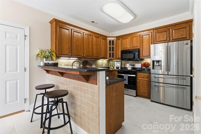 11177 Villa Trace Place, Charlotte, NC 28277