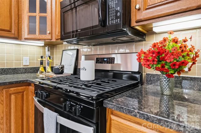 11177 Villa Trace Place, Charlotte, NC 28277