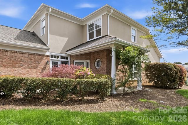 11177 Villa Trace Place, Charlotte, NC 28277