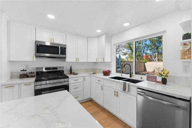 20559 Lisa Gail Drive, Saugus, CA 91350