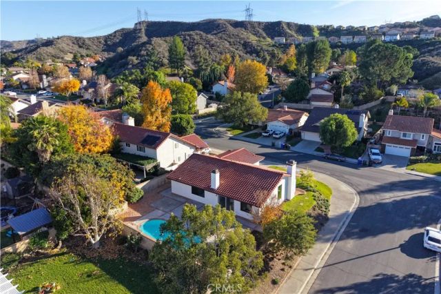 20559 Lisa Gail Drive, Saugus, CA 91350