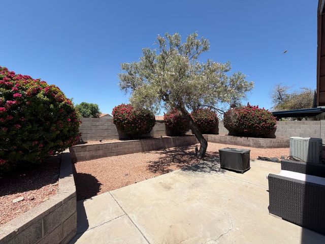 15012 N 85th Drive, Peoria, AZ 85381