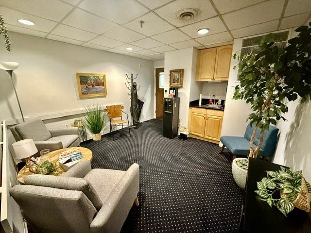 236 Commercial Street 1, Boston, MA 02109
