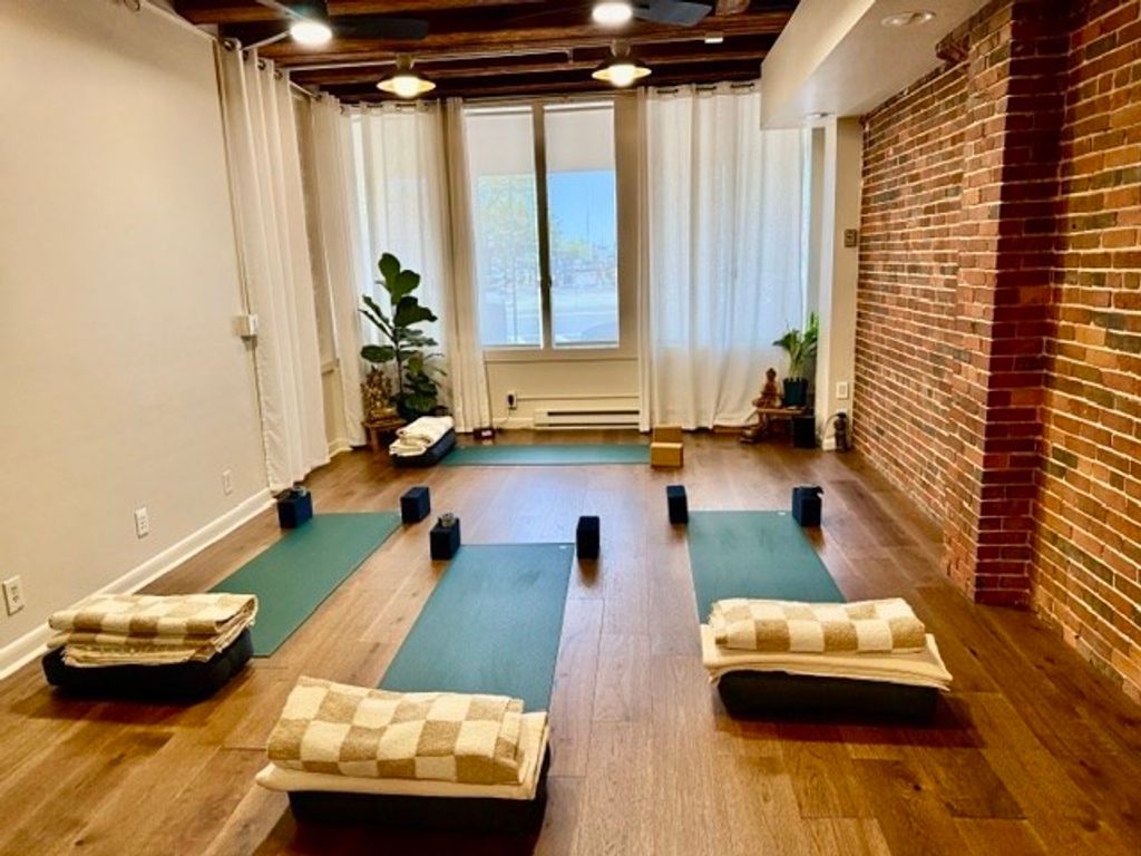 236 Commercial Street 1, Boston, MA 02109