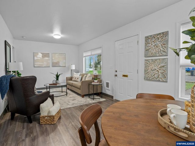 180 Eaton St, Lebanon, OR 97355