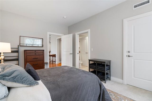 1240 Crescent Pl 1H, Squirrel Hill, PA 15217