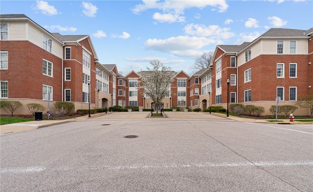 1240 Crescent Pl 1H, Squirrel Hill, PA 15217