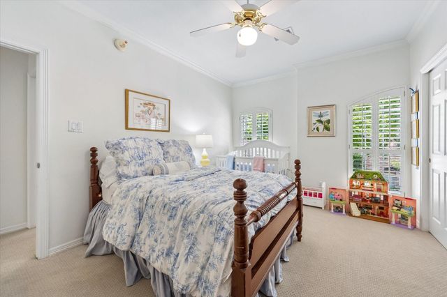5819 Inwood Park Ct Court N, Houston, TX 77057
