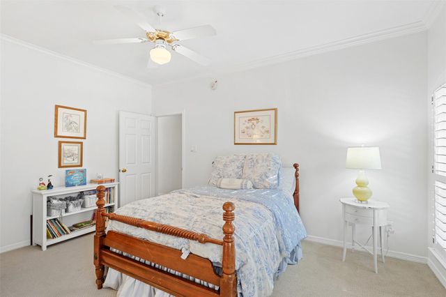 5819 Inwood Park Ct Court N, Houston, TX 77057