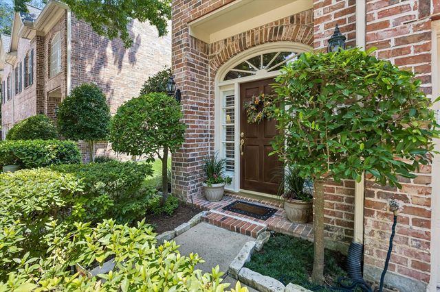 5819 Inwood Park Ct Court N, Houston, TX 77057