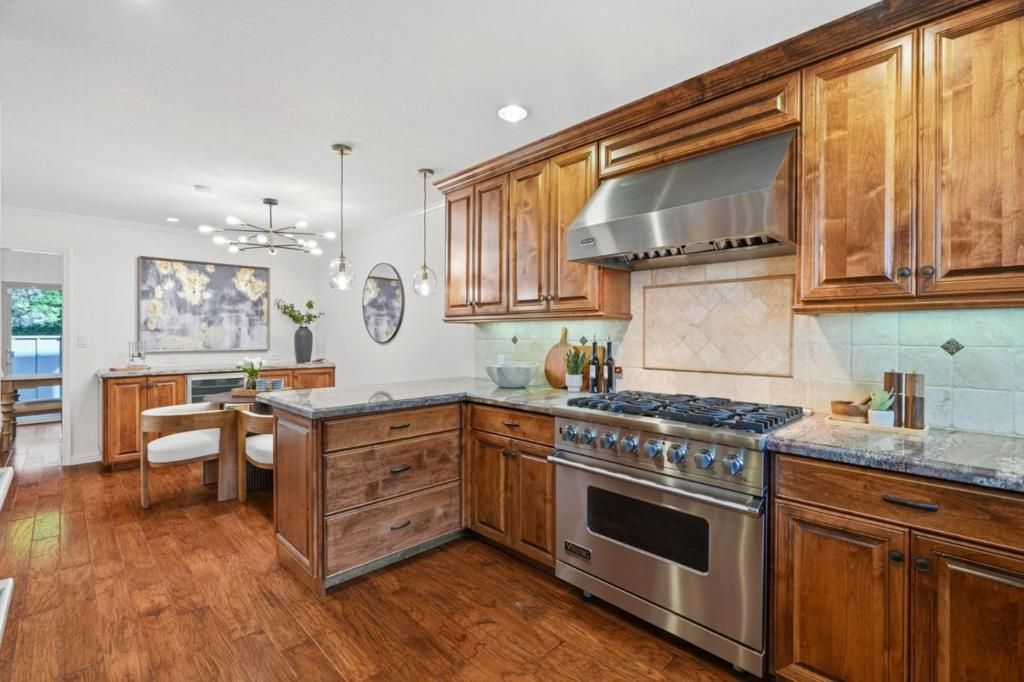 Image 15 of property listing at 104 Cherry Hill Court, Los Gatos, CA 95032