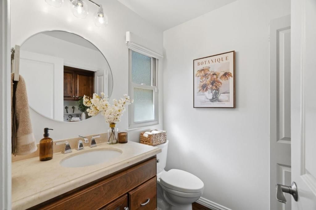 Image 18 of property listing at 104 Cherry Hill Court, Los Gatos, CA 95032