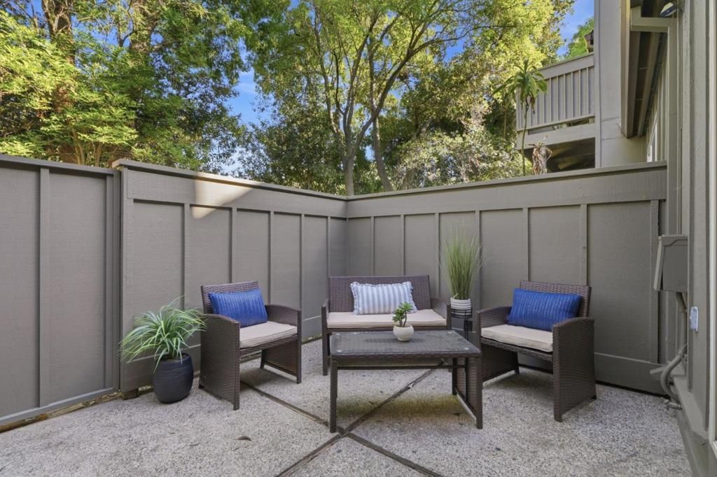 Image 32 of property listing at 104 Cherry Hill Court, Los Gatos, CA 95032