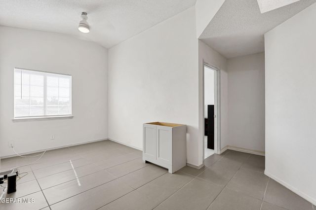 10325 Valle Suave Drive, Socorro, TX 79927