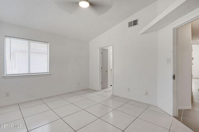 10325 Valle Suave Drive, Socorro, TX 79927