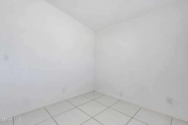 10325 Valle Suave Drive, Socorro, TX 79927