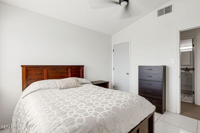 10325 Valle Suave Drive, Socorro, TX 79927