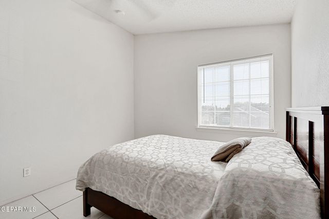 10325 Valle Suave Drive, Socorro, TX 79927