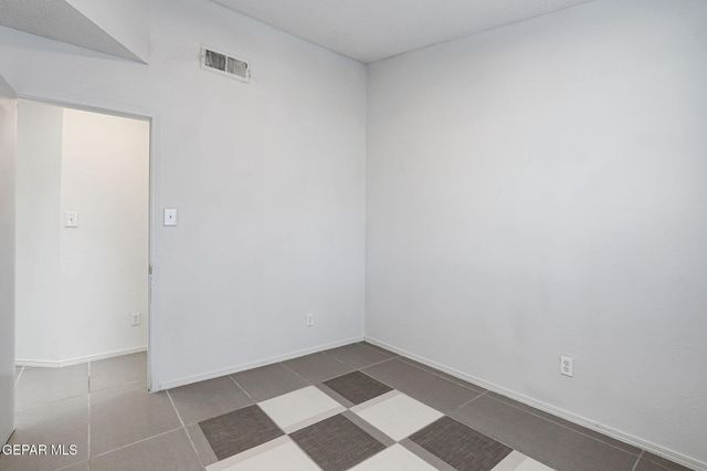 10325 Valle Suave Drive, Socorro, TX 79927