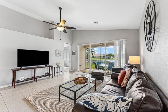 2277 Egret Cove Drive, West Palm Beach, FL 33411