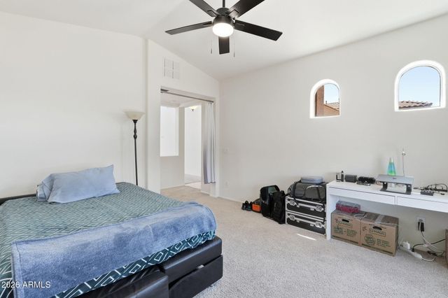 863 E MULE TRAIN Trail, San Tan Valley, AZ 85143