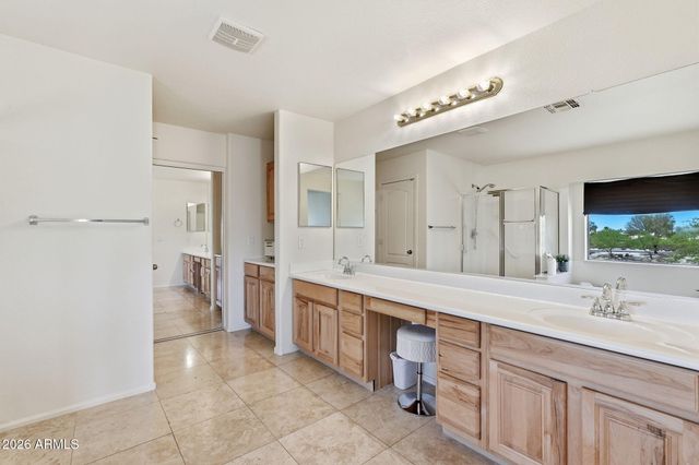 863 E MULE TRAIN Trail, San Tan Valley, AZ 85143