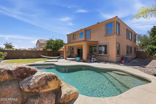 863 E MULE TRAIN Trail, San Tan Valley, AZ 85143
