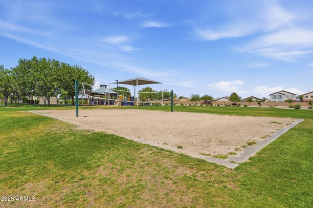 863 E MULE TRAIN Trail, San Tan Valley, AZ 85143
