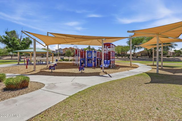 863 E MULE TRAIN Trail, San Tan Valley, AZ 85143