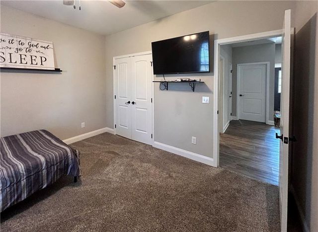 117 Savannah Street SE, Calhoun, GA 30701