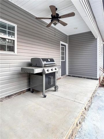 117 Savannah Street SE, Calhoun, GA 30701