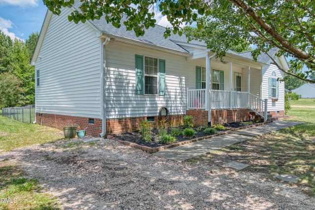 88 Appaloosa Lane, Zebulon, NC 27597