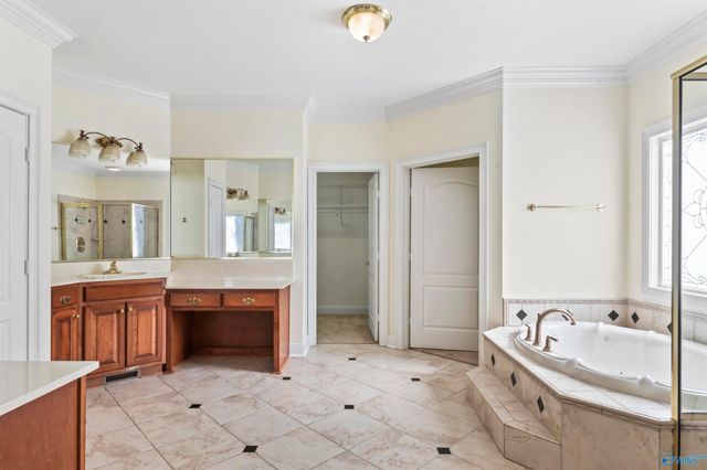 147 Misty River Lane SW, Huntsville, AL 35824