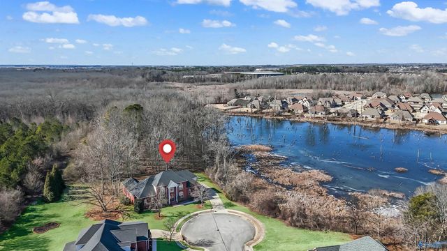 147 Misty River Lane SW, Huntsville, AL 35824