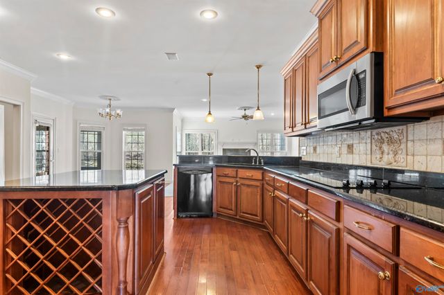 147 Misty River Lane SW, Huntsville, AL 35824