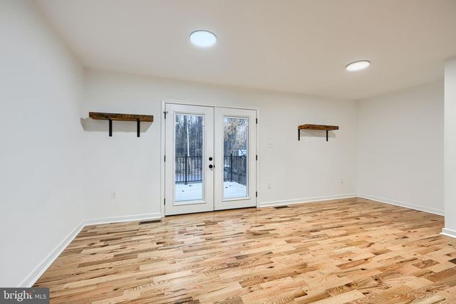 131 FARM RD, Aberdeen, MD 21001