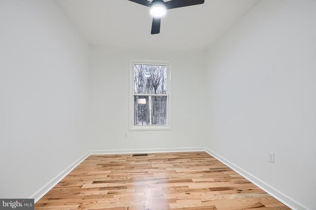 131 FARM RD, Aberdeen, MD 21001