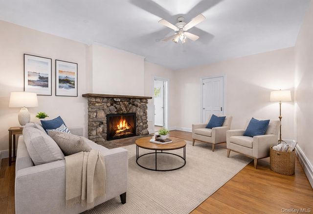 96 Galloway Road, Warwick, NY 10990