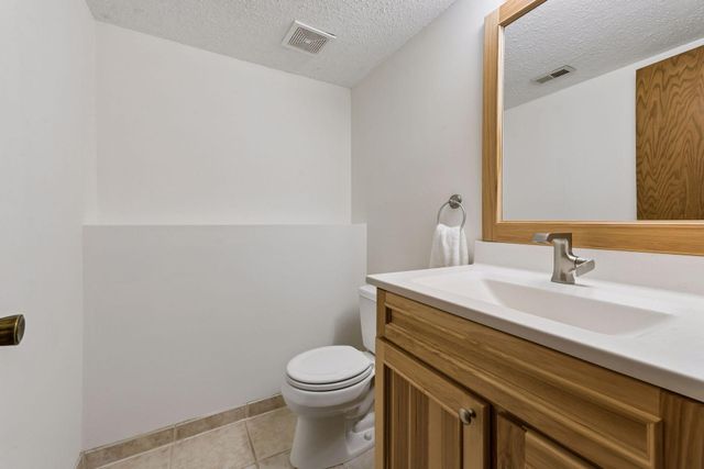 14810 Lloyds Drive, Minnetonka, MN 55345