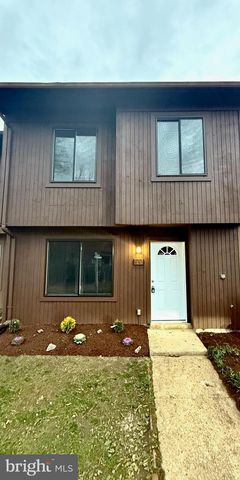 33 KINGS WHARF PL, Waldorf, MD 20602