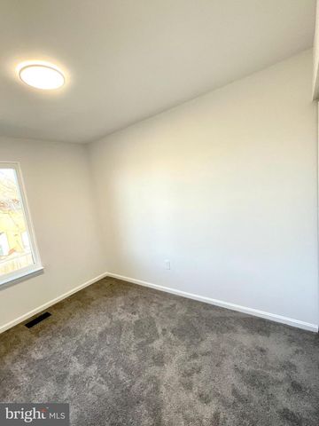 33 KINGS WHARF PL, Waldorf, MD 20602