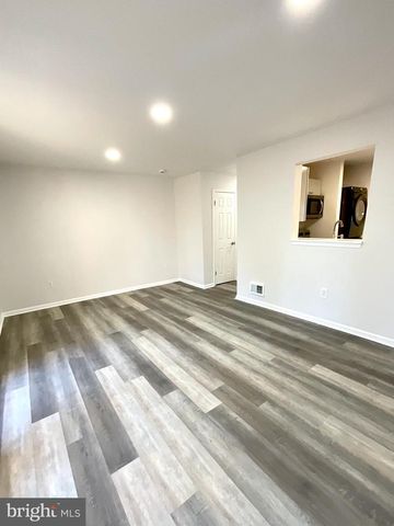 33 KINGS WHARF PL, Waldorf, MD 20602