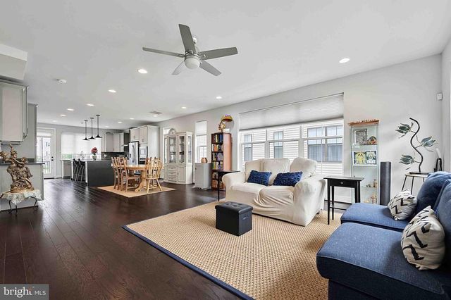 6185 VENETO TER, Alexandria, VA 22312