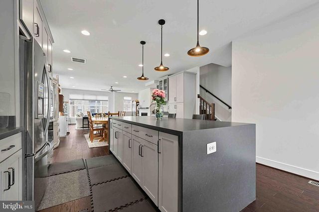 6185 VENETO TER, Alexandria, VA 22312