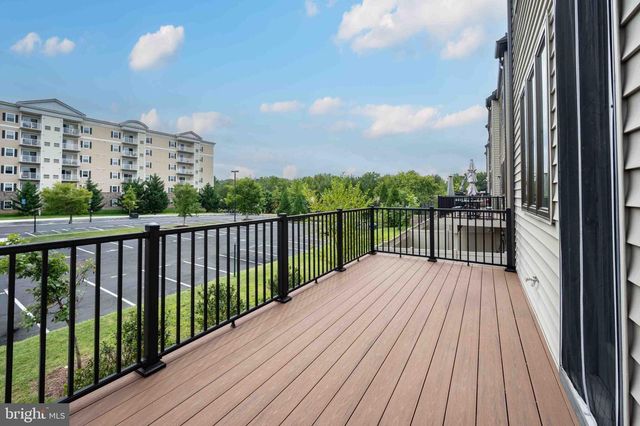 6185 VENETO TER, Alexandria, VA 22312