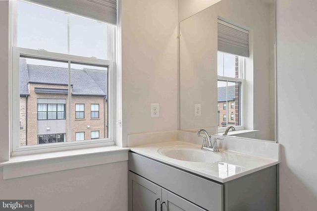 6185 VENETO TER, Alexandria, VA 22312