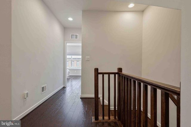 6185 VENETO TER, Alexandria, VA 22312