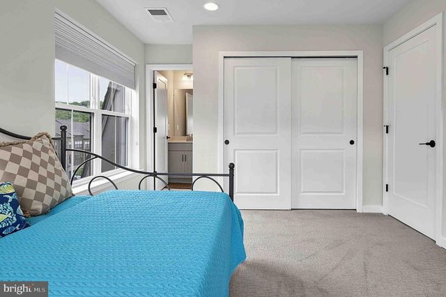 6185 VENETO TER, Alexandria, VA 22312